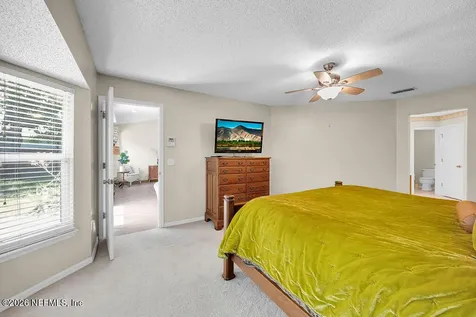 948 Chapeltown Circle N Jacksonville FL 32225