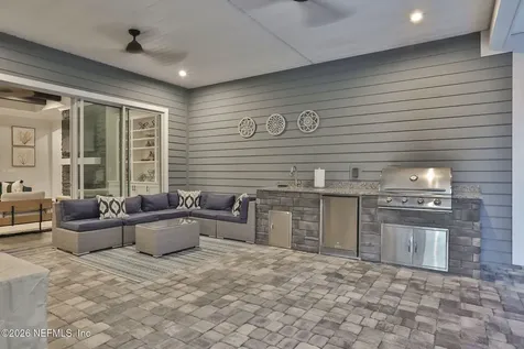 200 White Horse Way St. Johns FL 32259