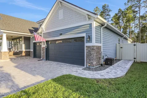 200 White Horse Way St. Johns FL 32259