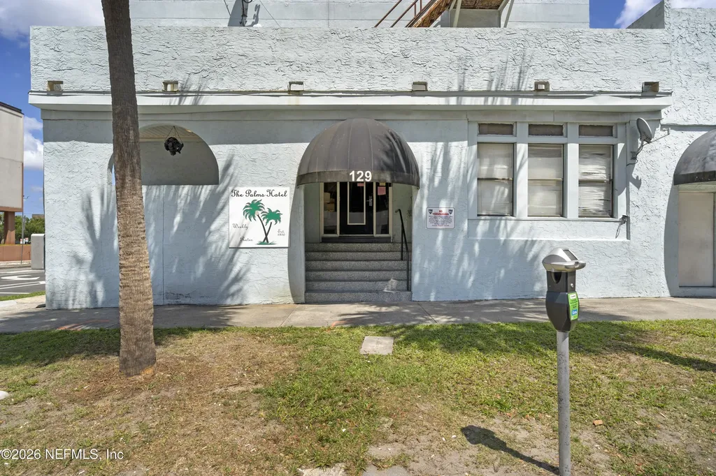 129 N Market Street Jacksonville FL 32202