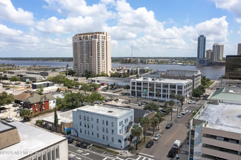 129 N Market Street Jacksonville FL 32202