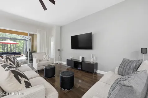 275 Flores Way St. Johns FL 32259