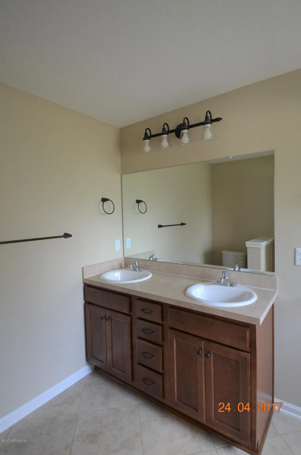 8015 Hilsdale Road Jacksonville FL 32216
