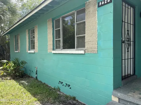 5628 Belafonte Drive Jacksonville FL 32209