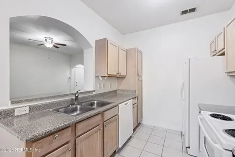 7800 Point Meadows Drive Jacksonville FL 32256