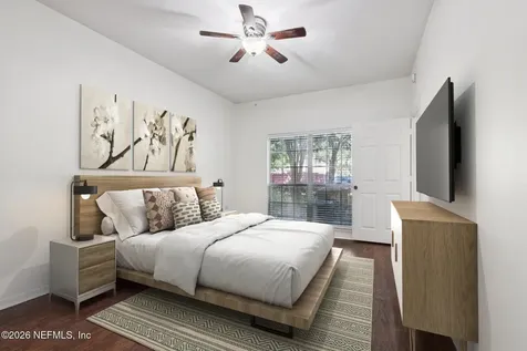 7800 Point Meadows Drive Jacksonville FL 32256