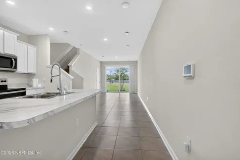 8210 Larose Road Jacksonville FL 32211
