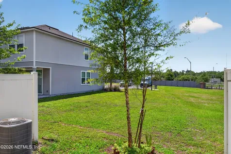 8210 Larose Road Jacksonville FL 32211
