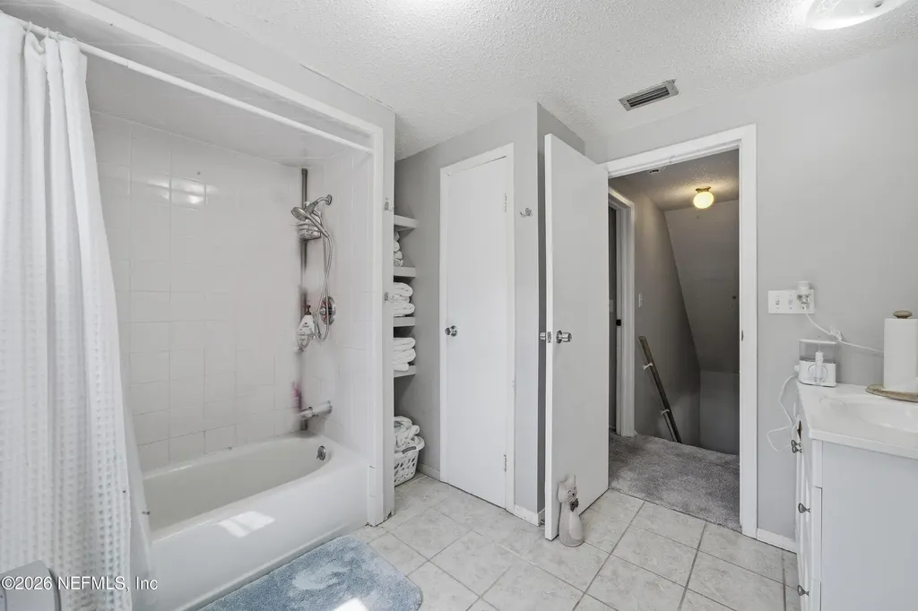 1025 Granger Drive Jacksonville FL 32221