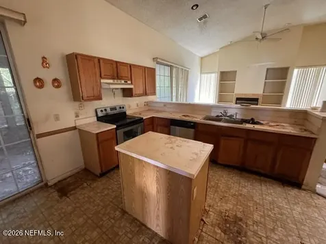 10251 Triple Crown Avenue Jacksonville FL 32257