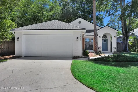 1697 Linkside Court N Atlantic Beach FL 32233