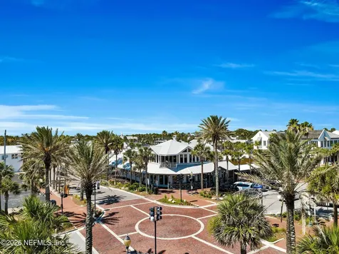 1697 Linkside Court N Atlantic Beach FL 32233