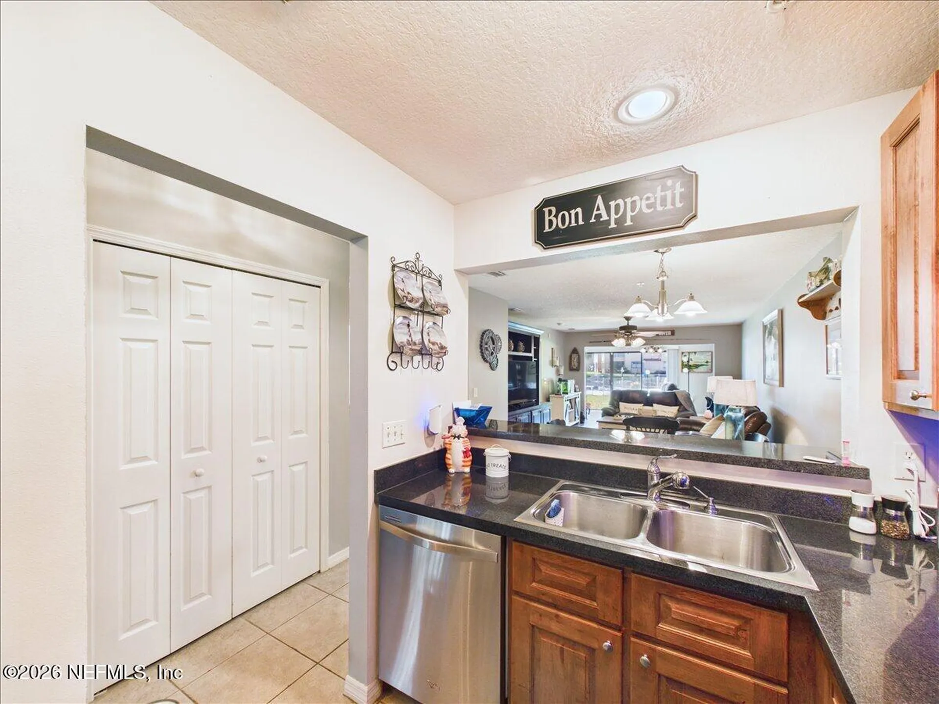 99 Broad River Place Welaka FL 32193