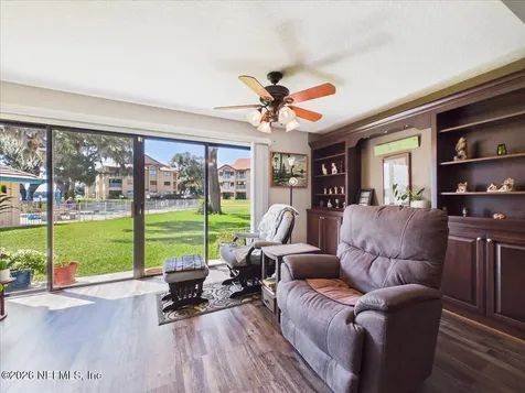 99 Broad River Place Welaka FL 32193