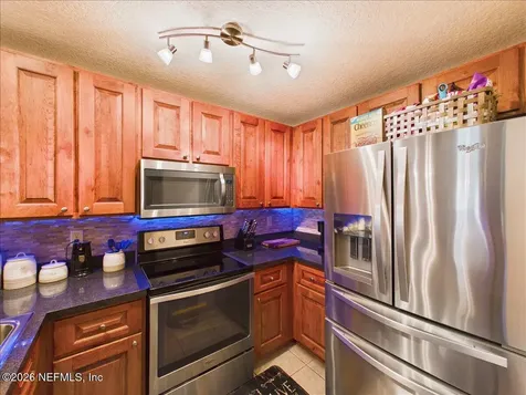 99 Broad River Place Welaka FL 32193