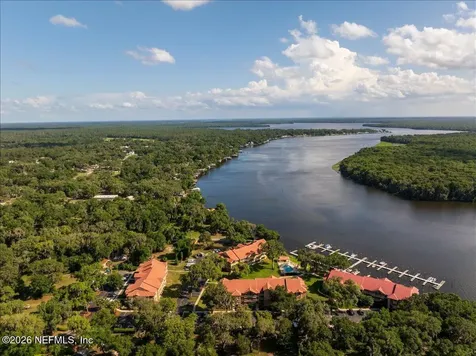 99 Broad River Place Welaka FL 32193