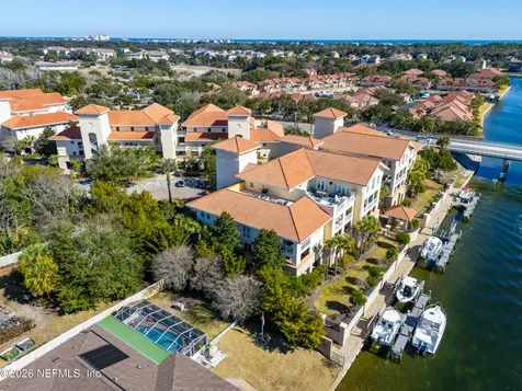 300 Bella Harbor Court Palm Coast FL 32137