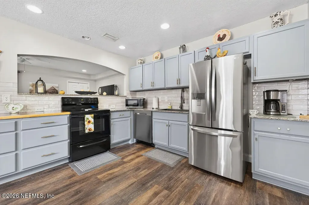 4075 Sunrise Farms Road Middleburg FL 32068