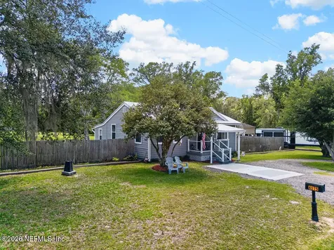 4075 Sunrise Farms Road Middleburg FL 32068