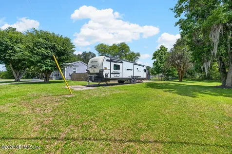 4075 Sunrise Farms Road Middleburg FL 32068