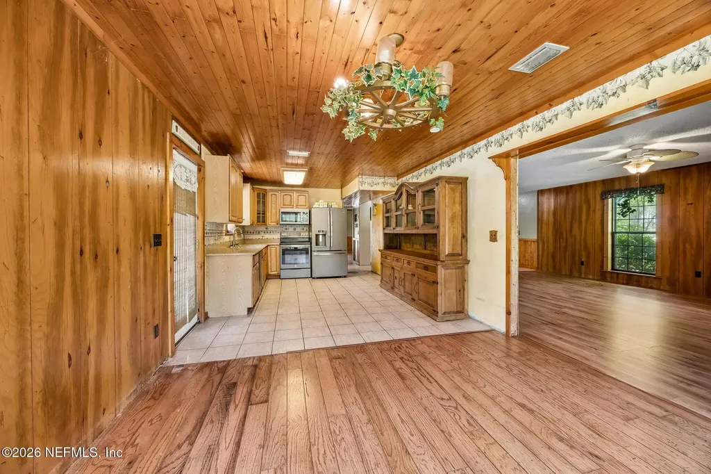 5622 County Road 229 Glen St. Mary FL 32040