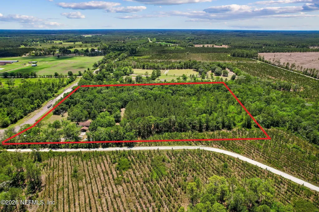 5622 County Road 229 Glen St. Mary FL 32040