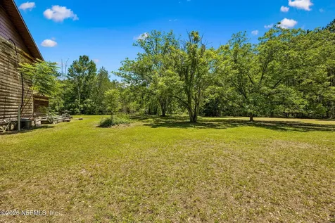 5622 County Road 229 Glen St. Mary FL 32040