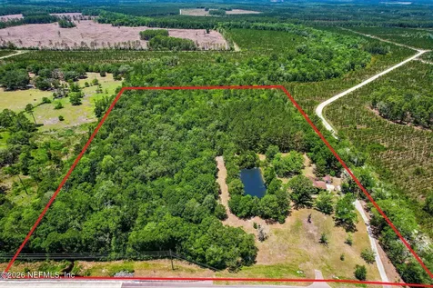 5622 County Road 229 Glen St. Mary FL 32040