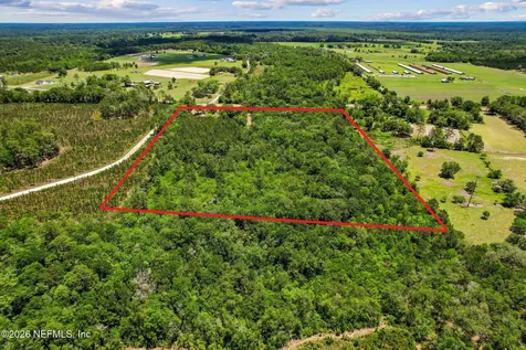 5622 County Road 229 Glen St. Mary FL 32040