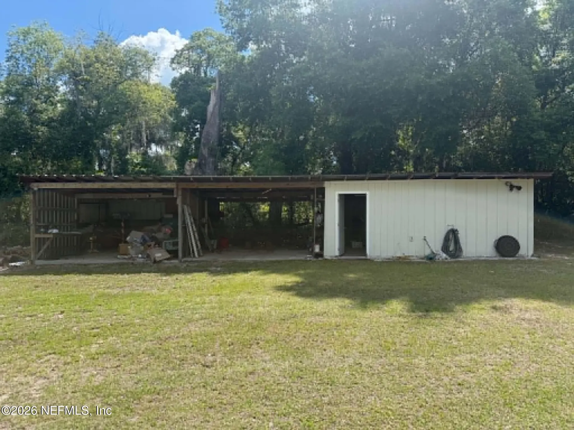 126 E East End Road San Mateo FL 32187