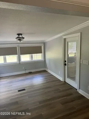 126 E East End Road San Mateo FL 32187