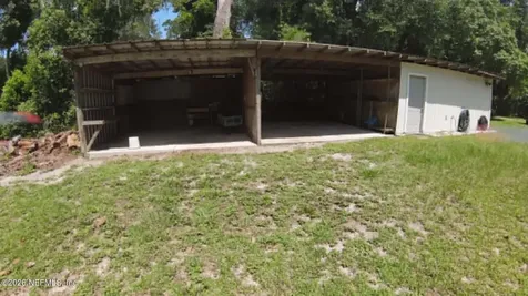 126 E East End Road San Mateo FL 32187