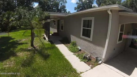 126 E East End Road San Mateo FL 32187