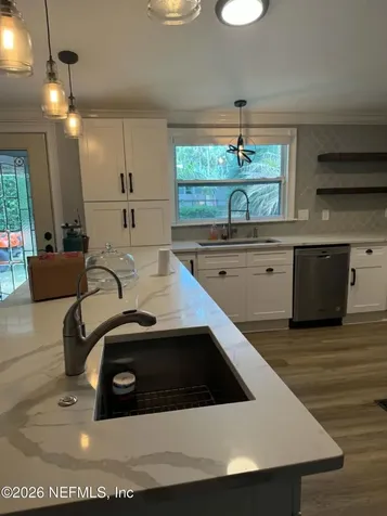 126 E East End Road San Mateo FL 32187