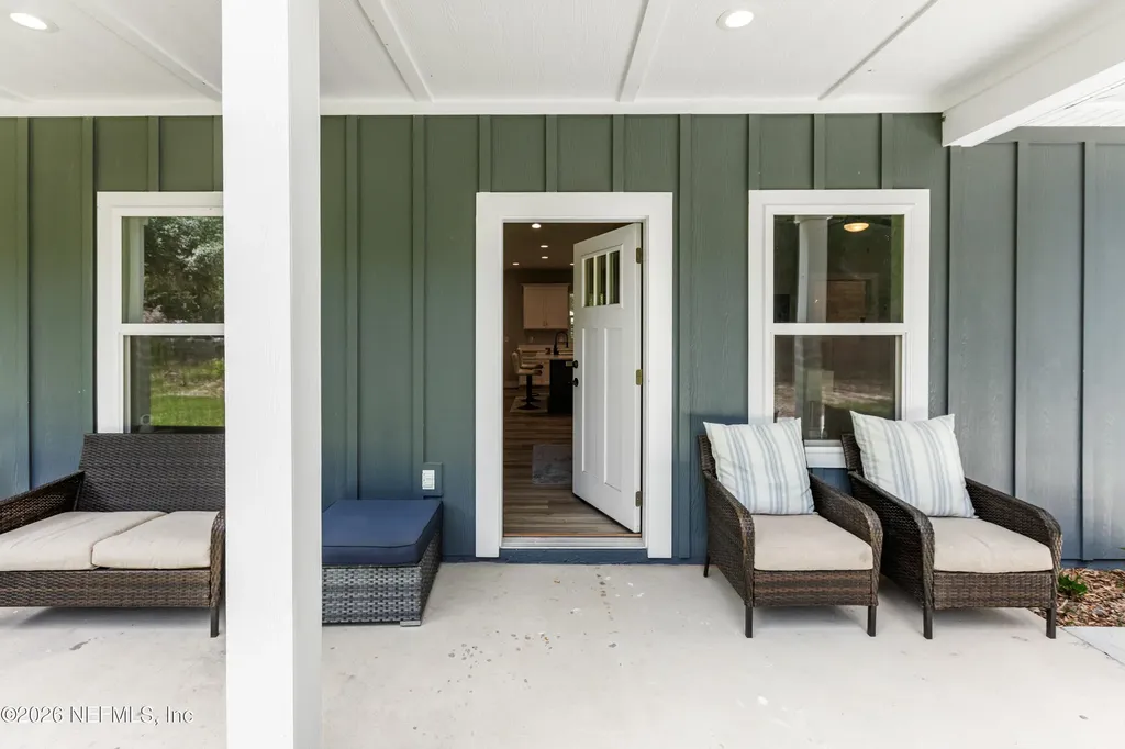 207 N Palmetto Avenue Florahome FL 32140