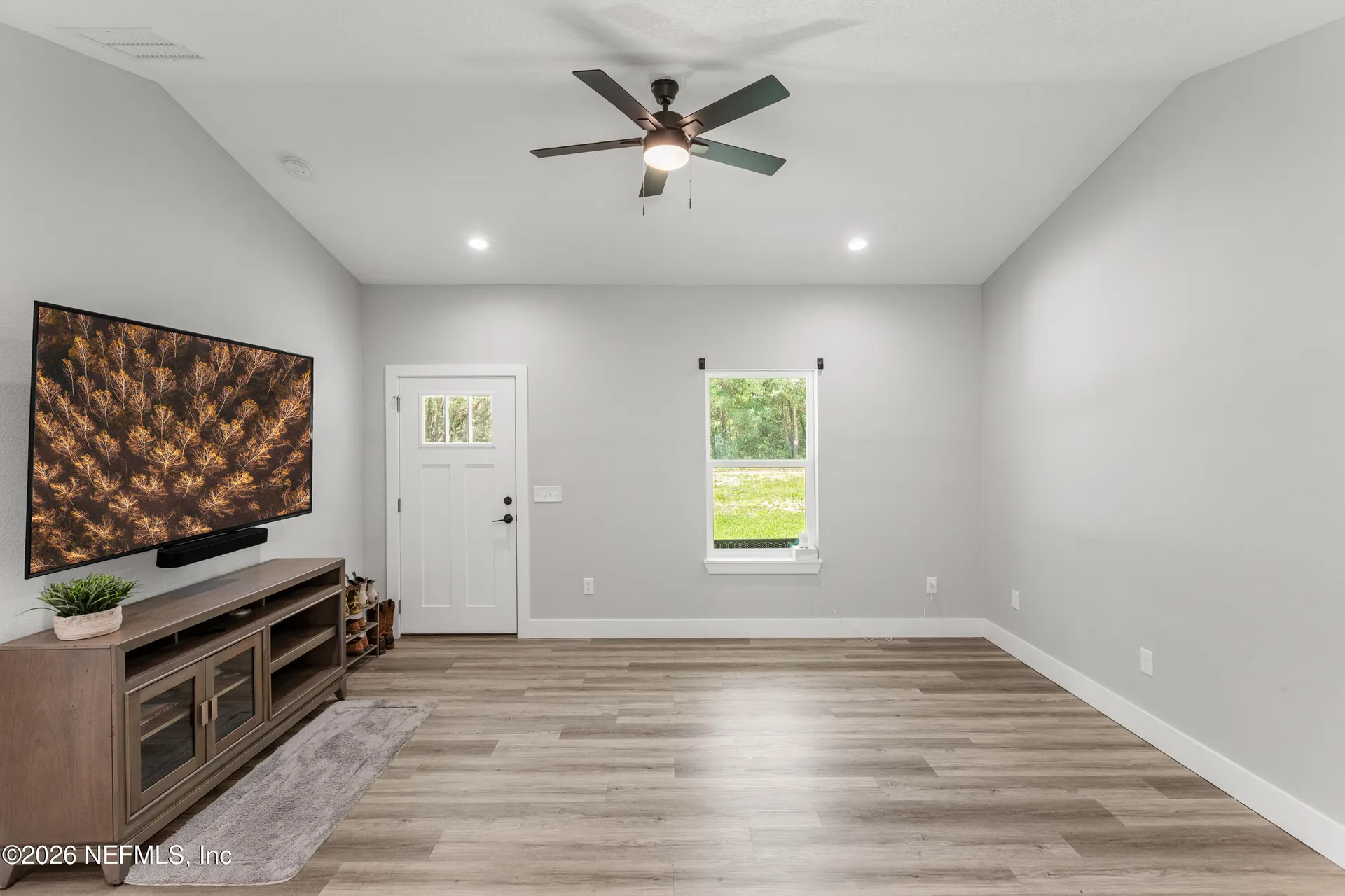207 N Palmetto Avenue Florahome FL 32140