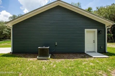207 N Palmetto Avenue Florahome FL 32140