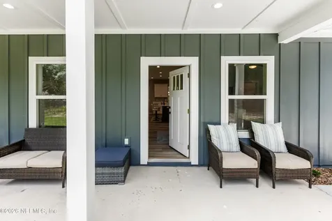 207 N Palmetto Avenue Florahome FL 32140