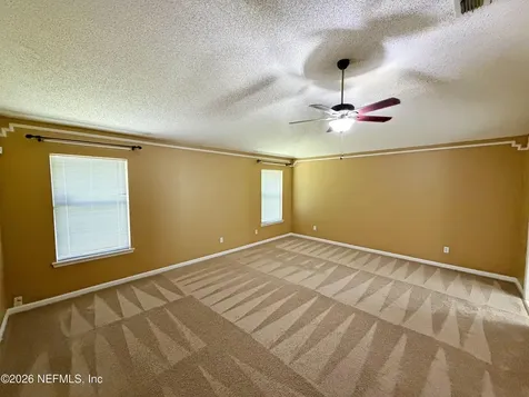 6083 Alpenrose Avenue Jacksonville FL 32256