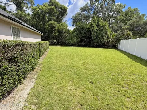 6083 Alpenrose Avenue Jacksonville FL 32256
