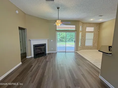 6083 Alpenrose Avenue Jacksonville FL 32256
