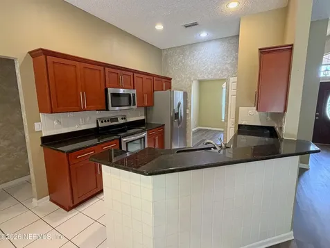 6083 Alpenrose Avenue Jacksonville FL 32256