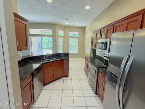 6083 Alpenrose Avenue Jacksonville FL 32256