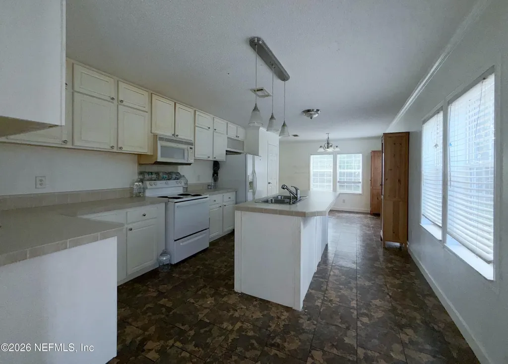 136 Short Pine Road Hawthorne FL 32640