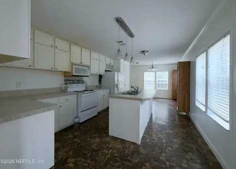 136 Short Pine Road Hawthorne FL 32640