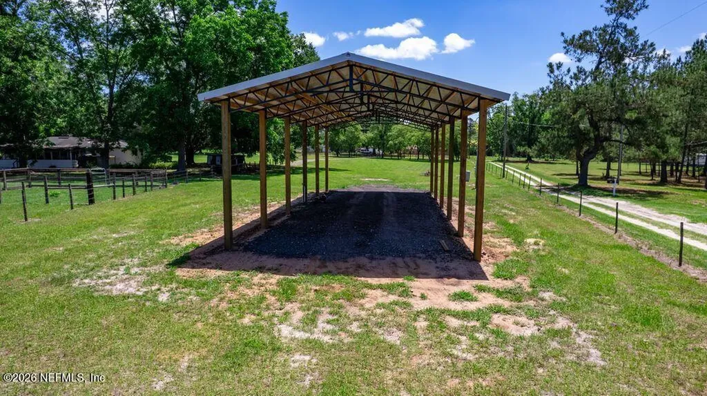 24064 County Road 121 Hilliard FL 32046