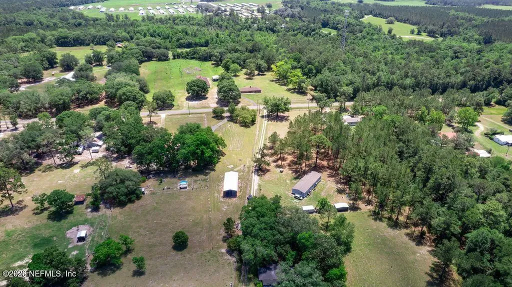 24064 County Road 121 Hilliard FL 32046