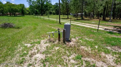 24064 County Road 121 Hilliard FL 32046