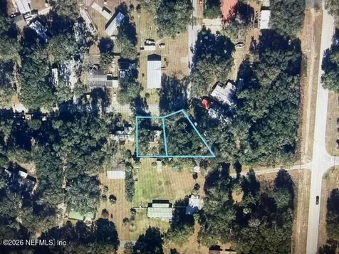 116 Magnolia Drive Satsuma FL 32189