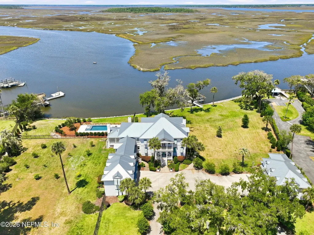3013/3021 Sunset Landing Drive Jacksonville FL 32226